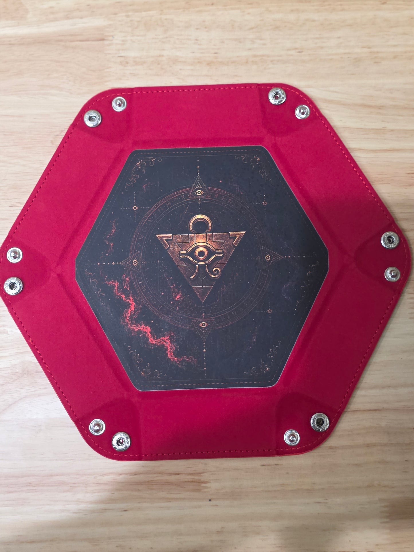 Premium Hexagonal Snap Dice Tray